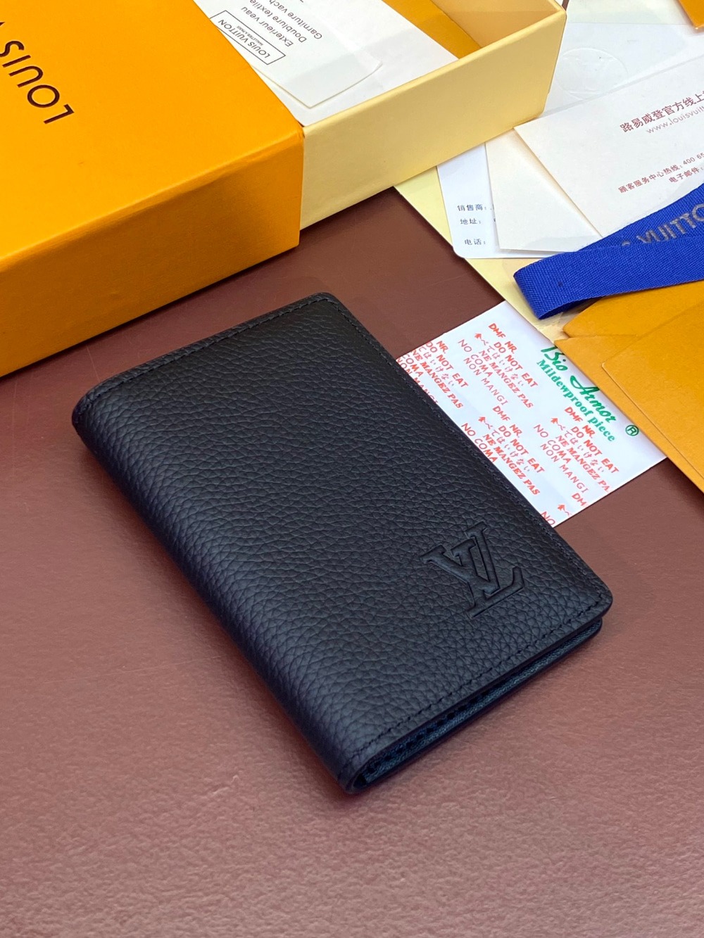 루이비통 남성 카드지갑 브라짜 월릿 M83130