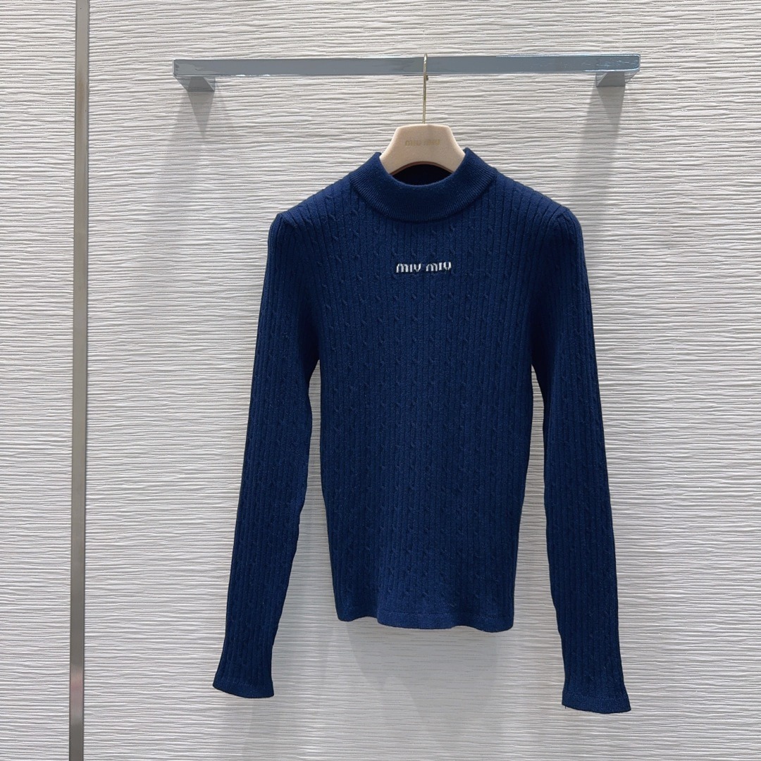 미우미우 25 신상 클래식 스웨터