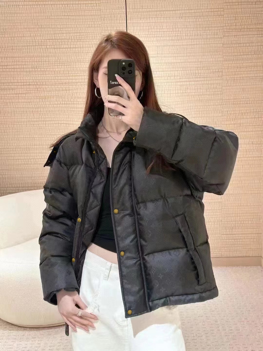 루이비통 25 신상 스탠드 탈부착 후드 패딩