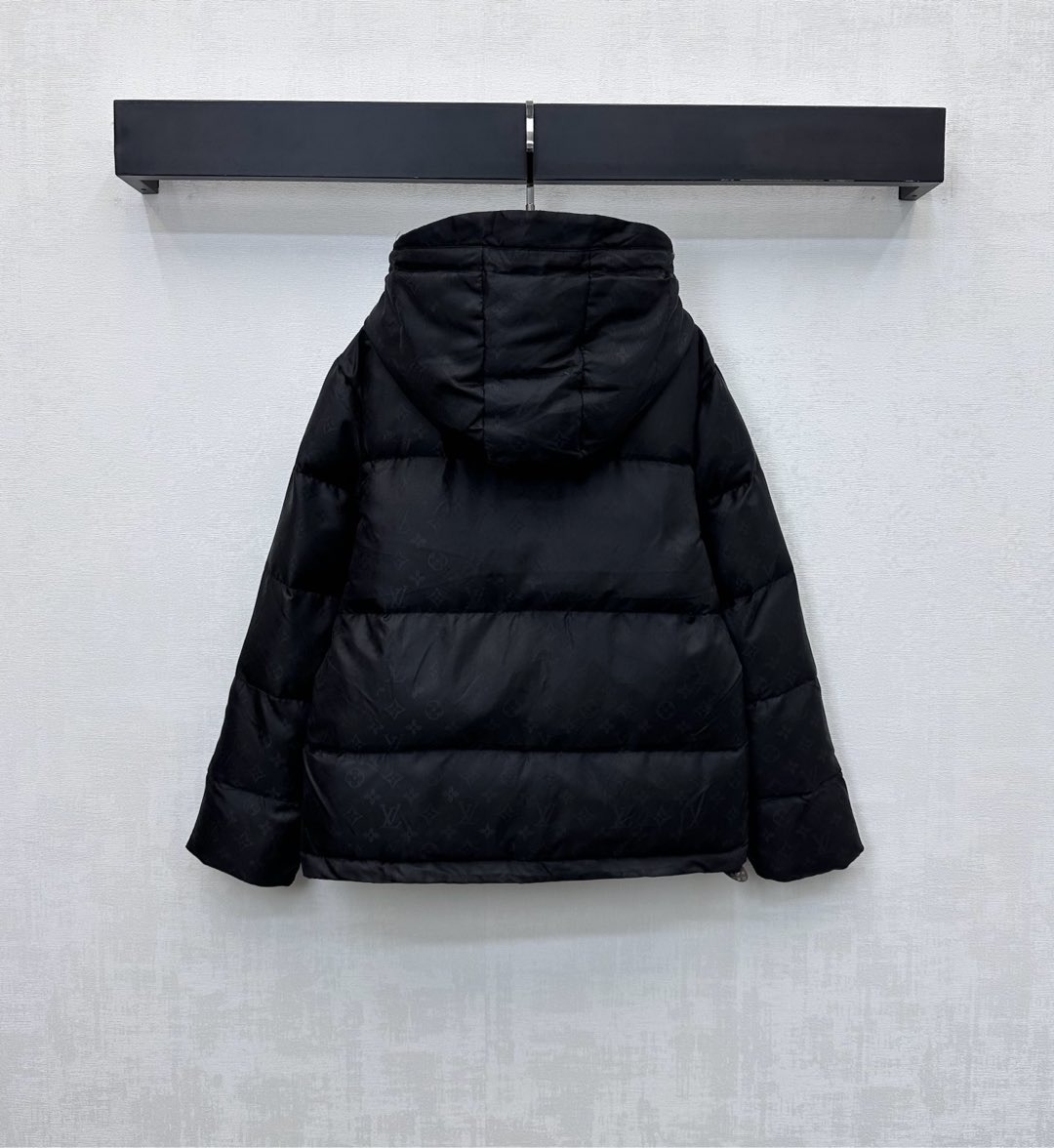 루이비통 25 신상 스탠드 탈부착 후드 패딩