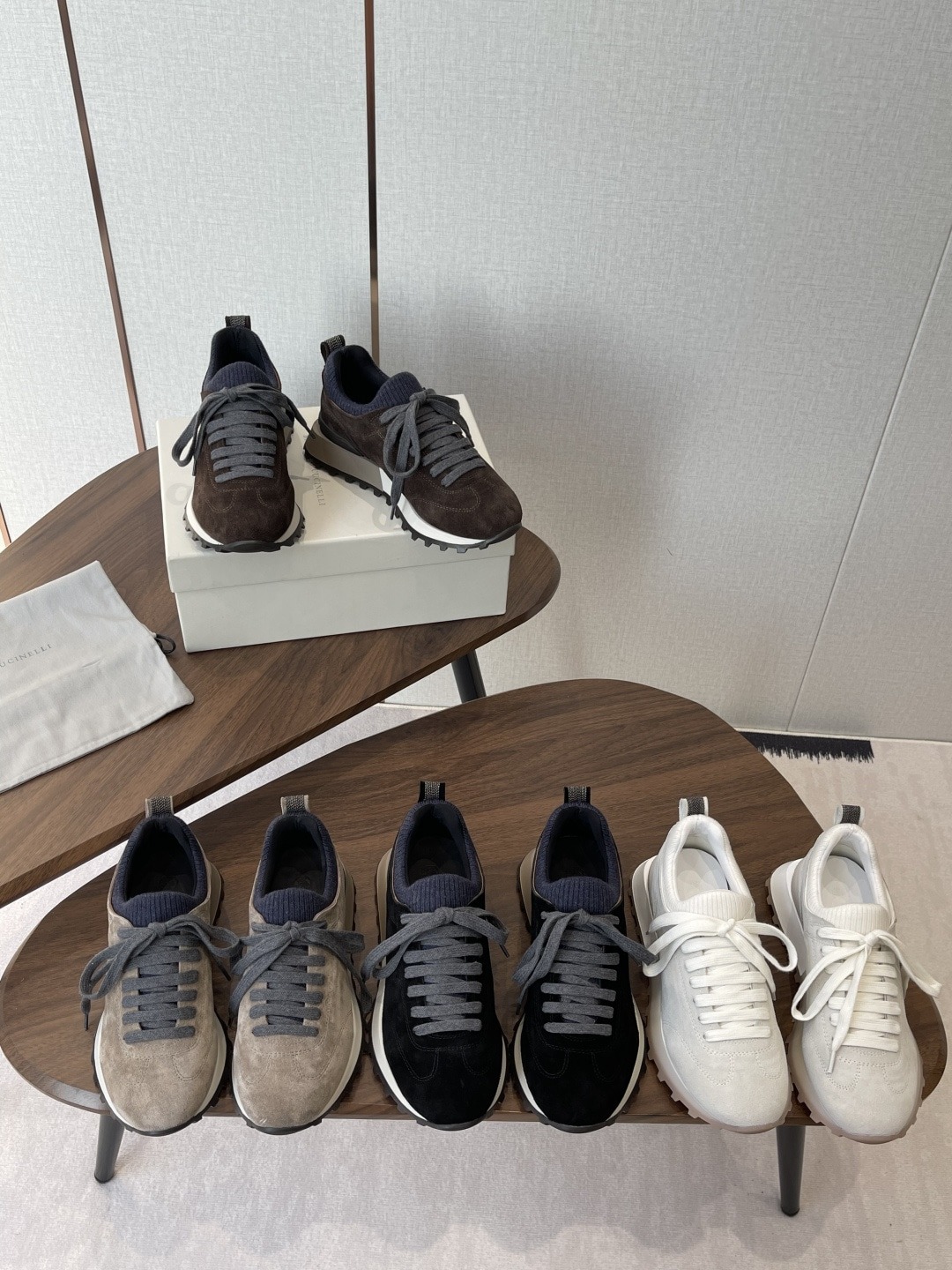 브루넬로쿠치넬리 쿠치넬리 25ss 신상 스니커즈