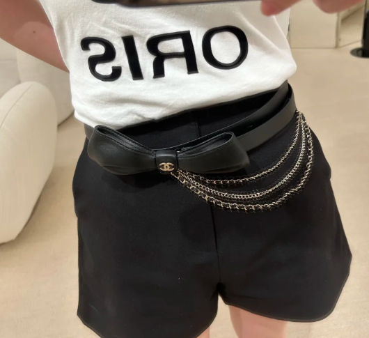 샤넬 리본 매듭 가죽 벨트