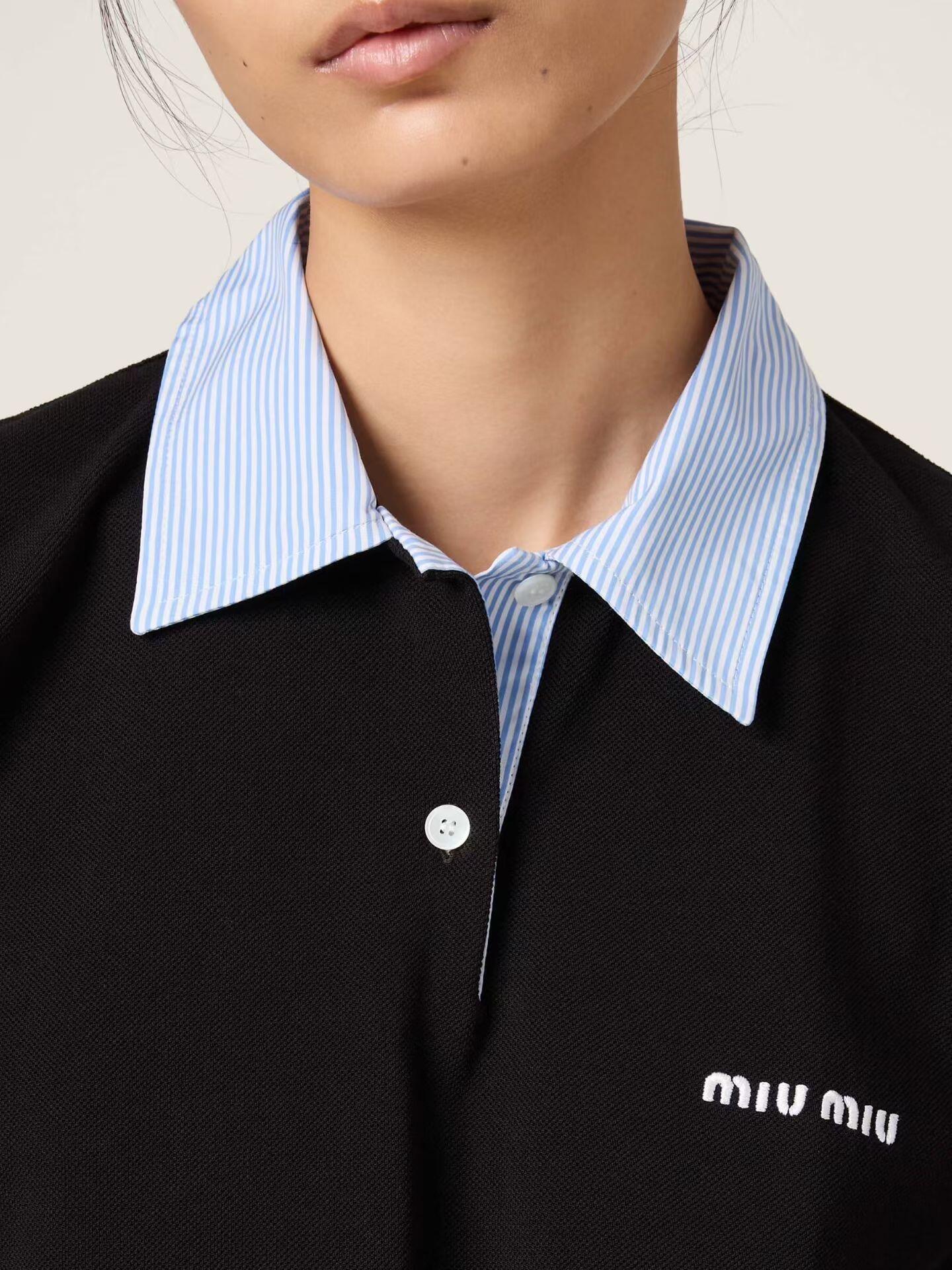 미우미우 반팔 폴로 셔츠