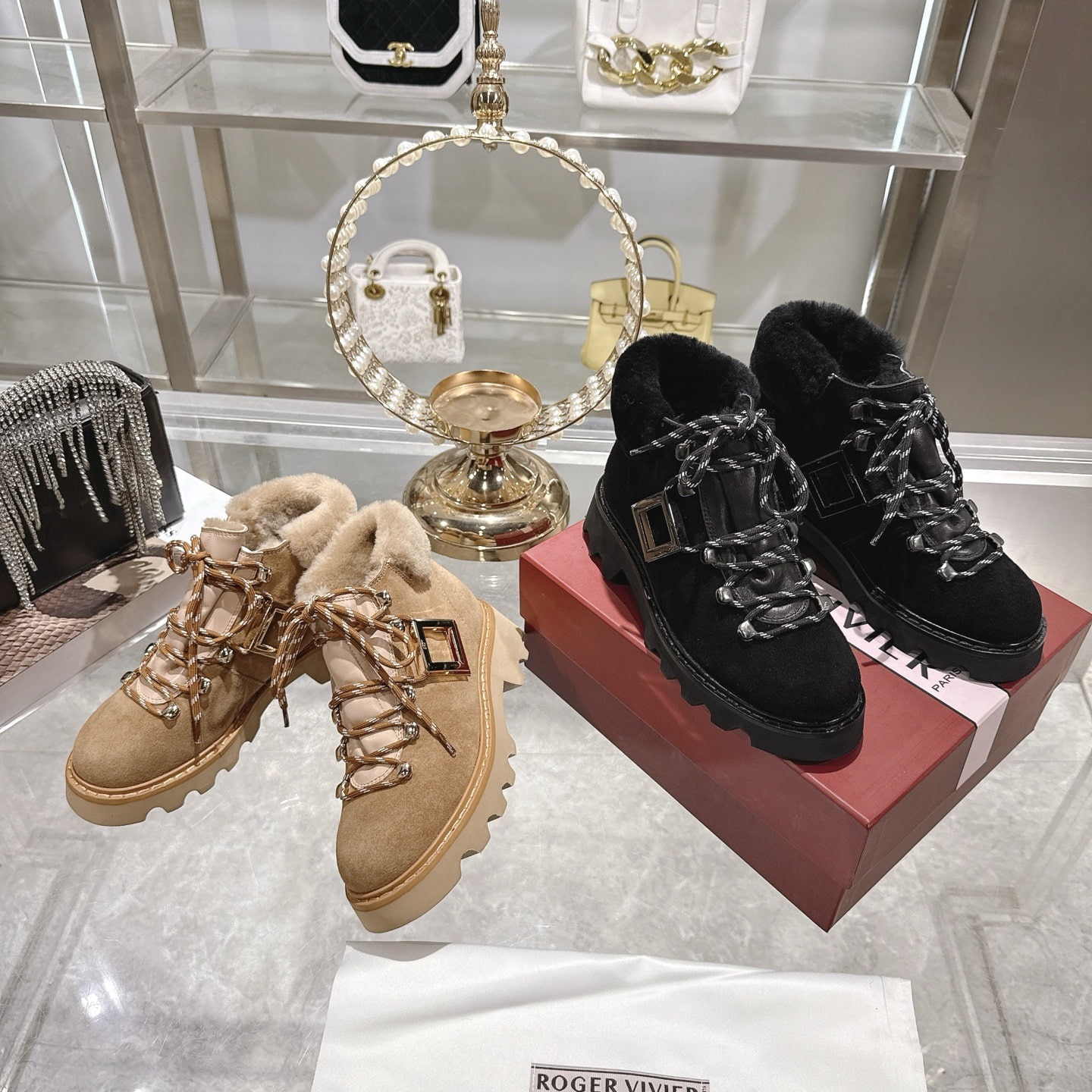 로저비비에 25 신상 양털 앵클부츠