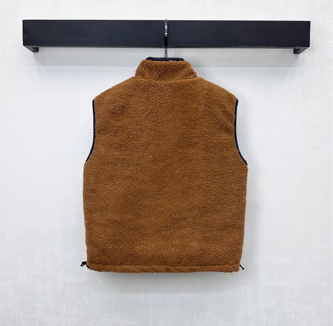 미우미우 25 신상탑 스웨이드 베스트