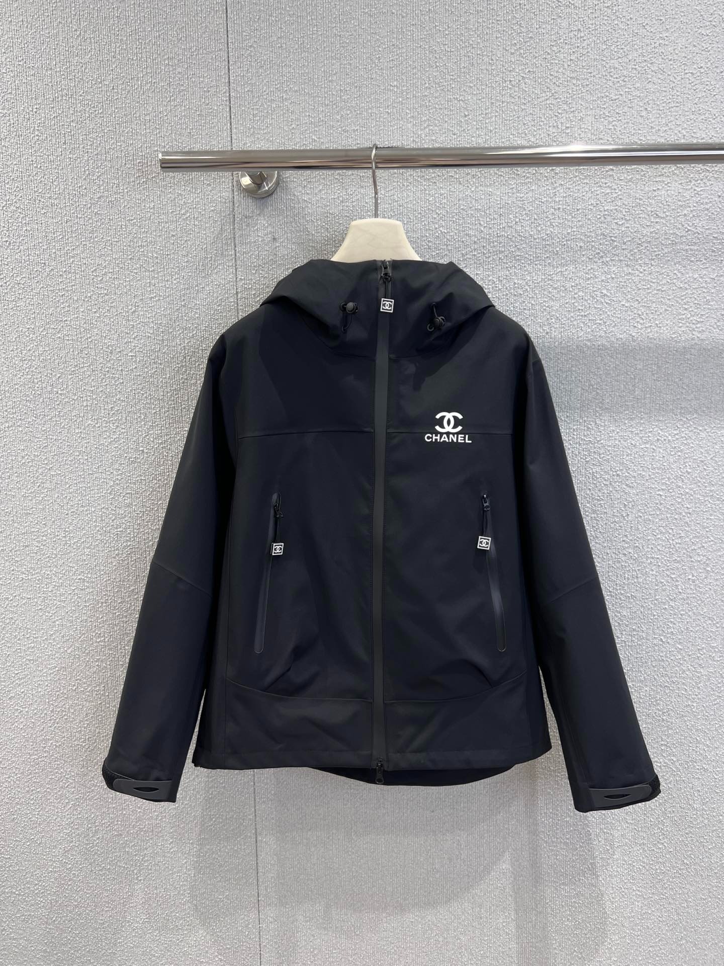 샤넬 26Ss 신상 방수 스포츠 바람막이
