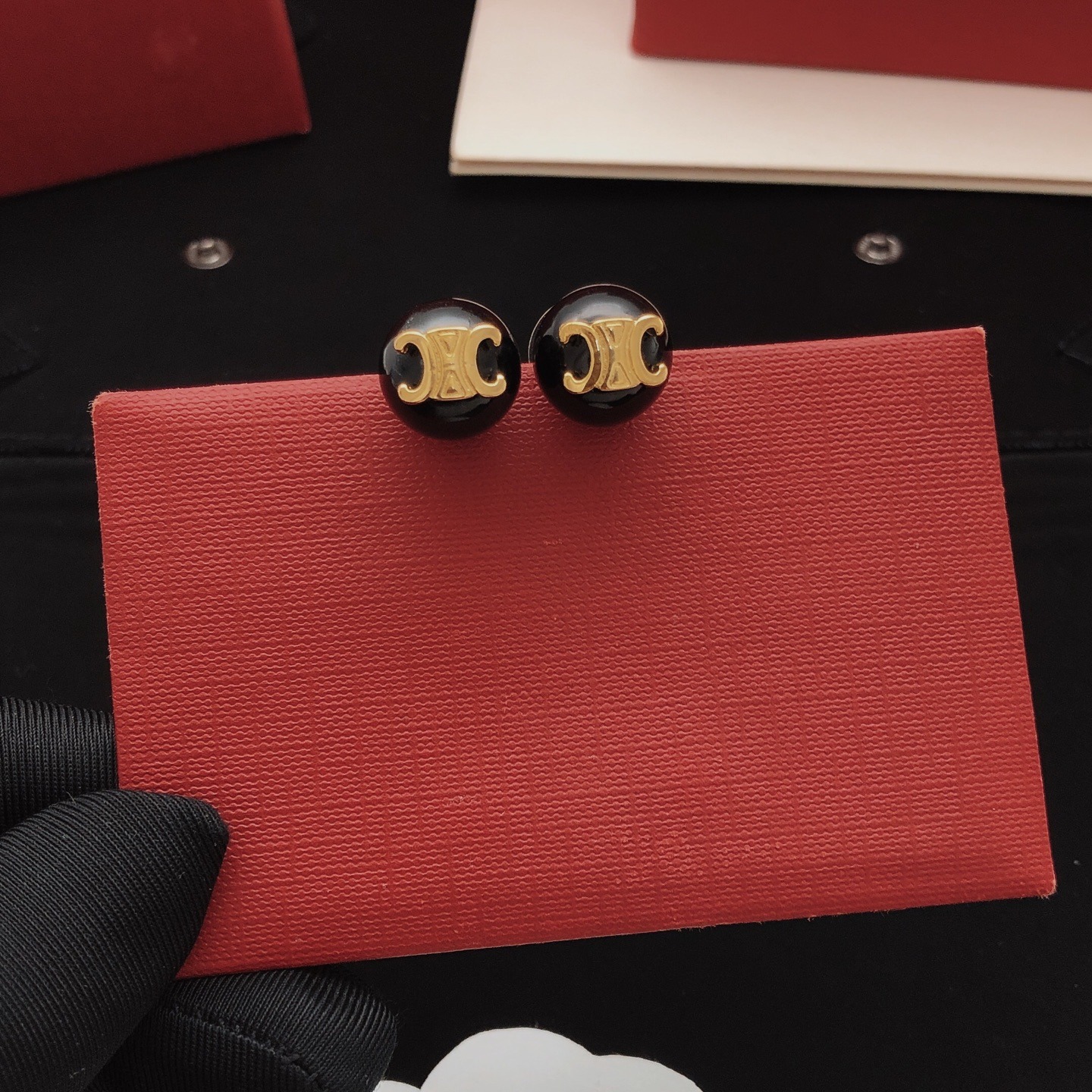 셀린느 신상 블랙펄 이어링