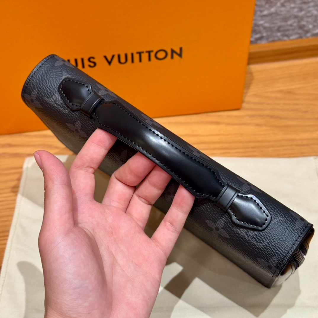 루이비통 모노그램 이클립스 장지갑