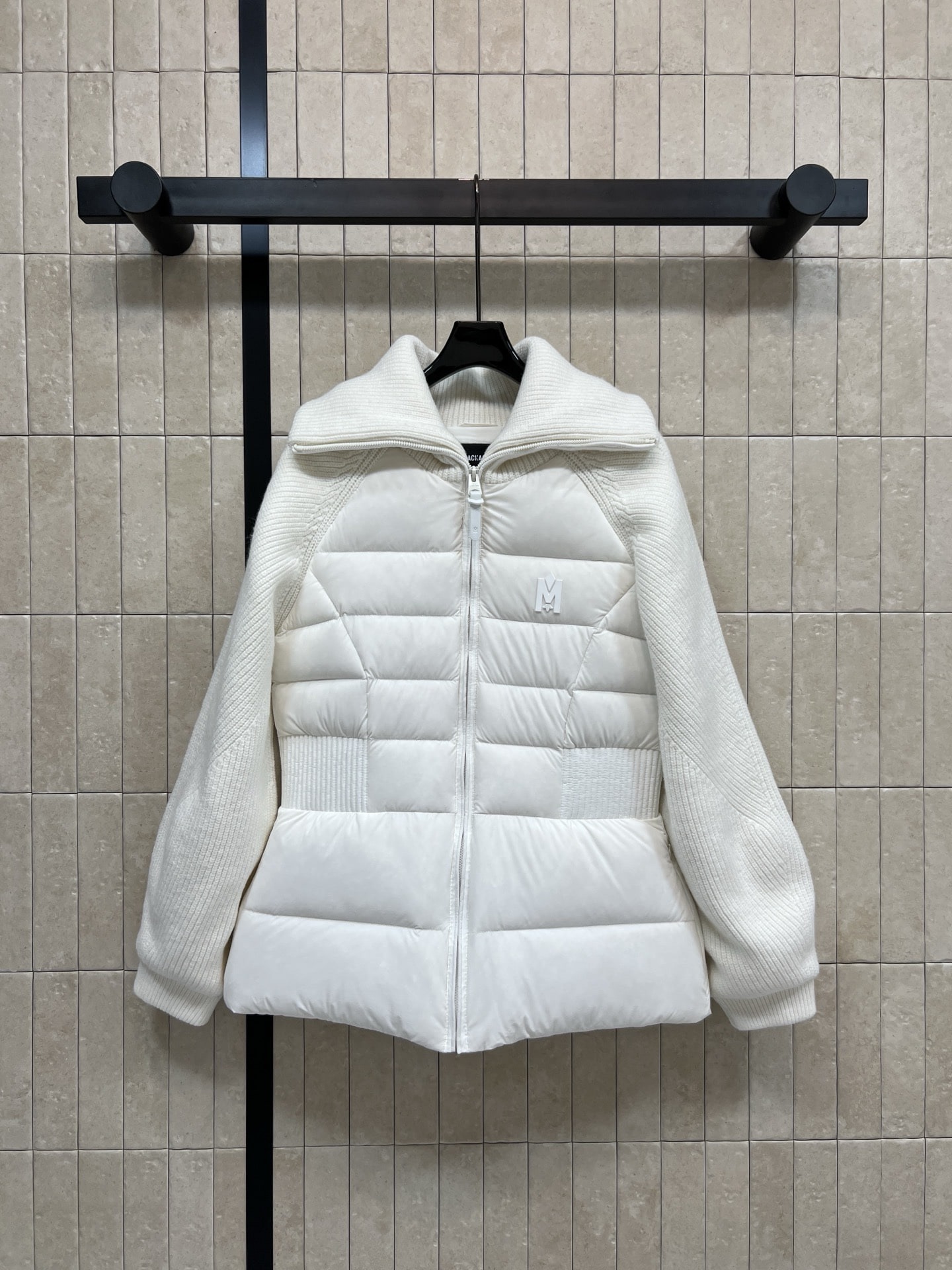 맥케이지 폭시 라이트 다운 믹스 미디어 재킷