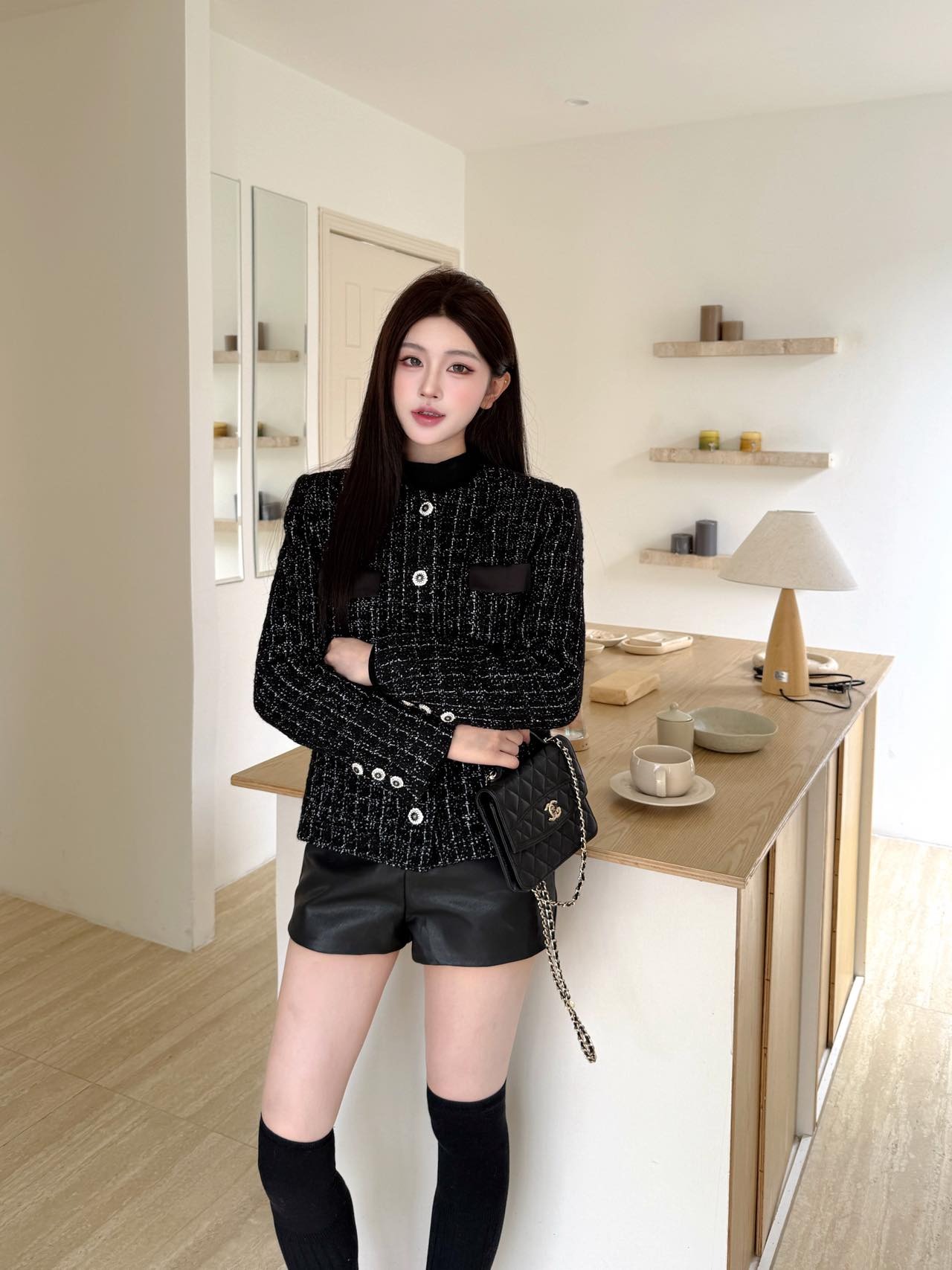 샤넬 25 신상 우븐 라운드 코트