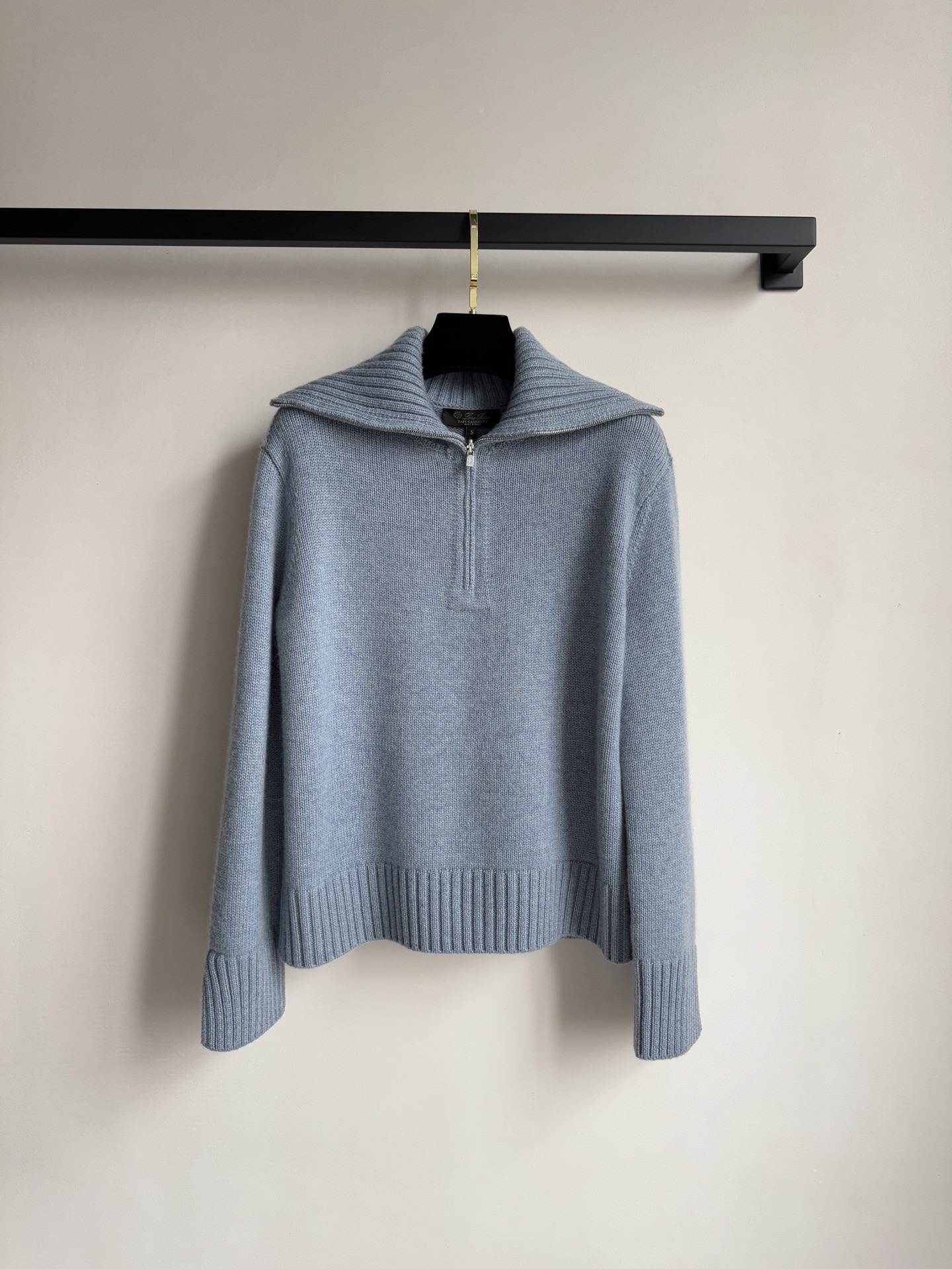 로로피아나 신상 캐시미어 스웨터