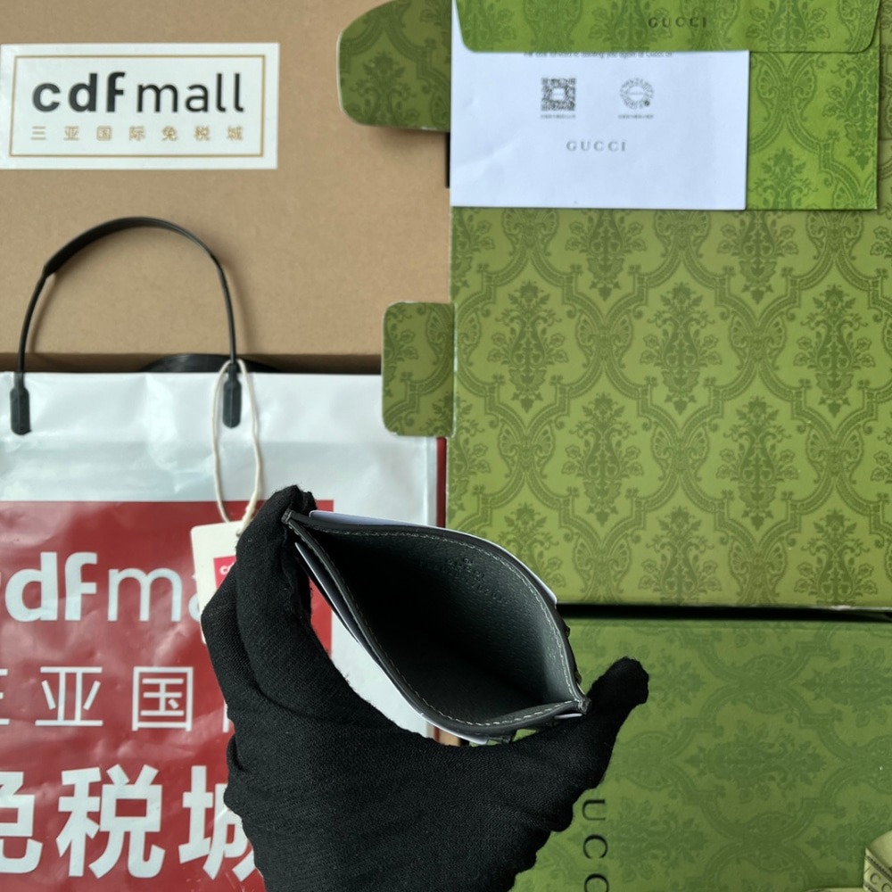 구찌 오피디아 남성 카드지갑 732018 UULBN 4055