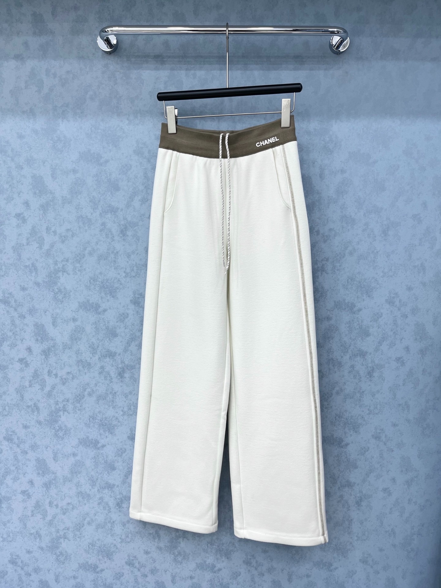 샤넬 신상 캐주얼 바지