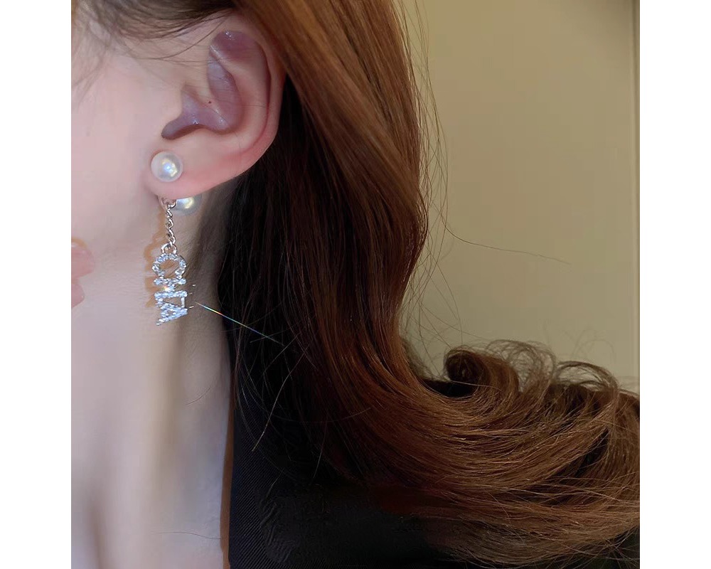 샤넬 CC 로고 진주 드랍 귀걸이 이어링