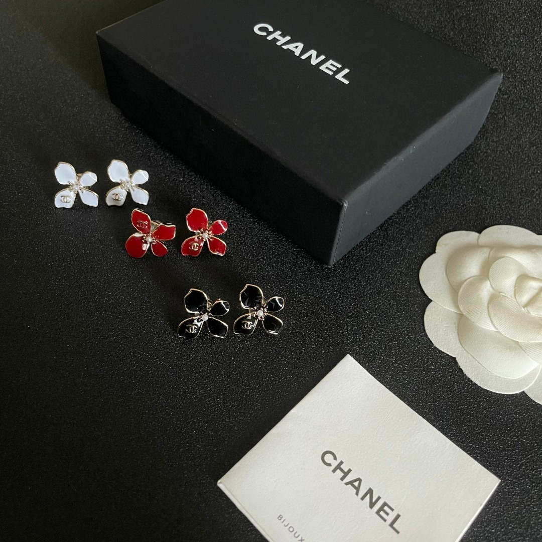 샤넬  더블 C 이어링