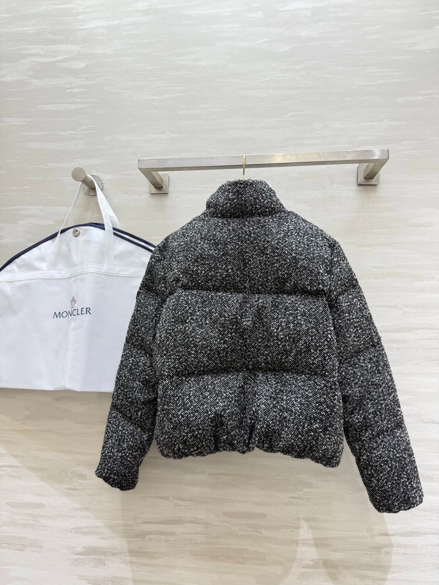 몽클레어 부쿨레 숏다운 재킷