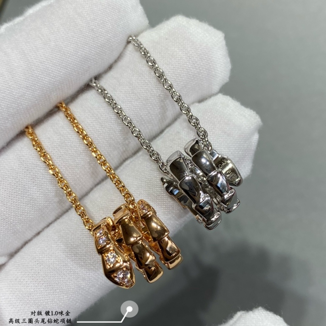 불가리 세르펜티 바이크 네크리스