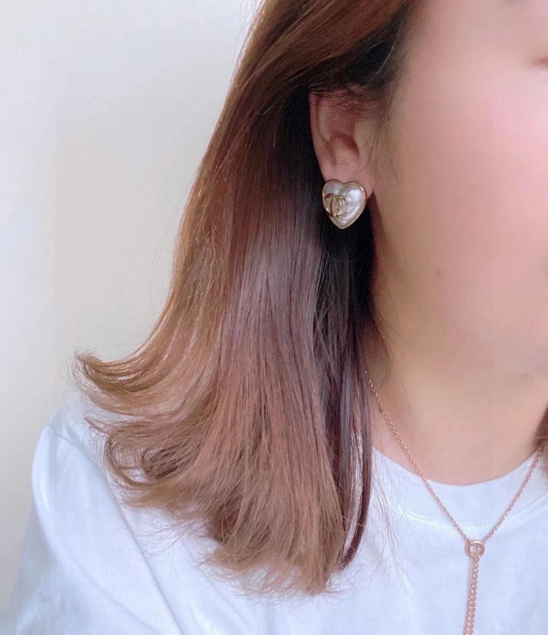 샤넬 최신 모델 하트 이어링