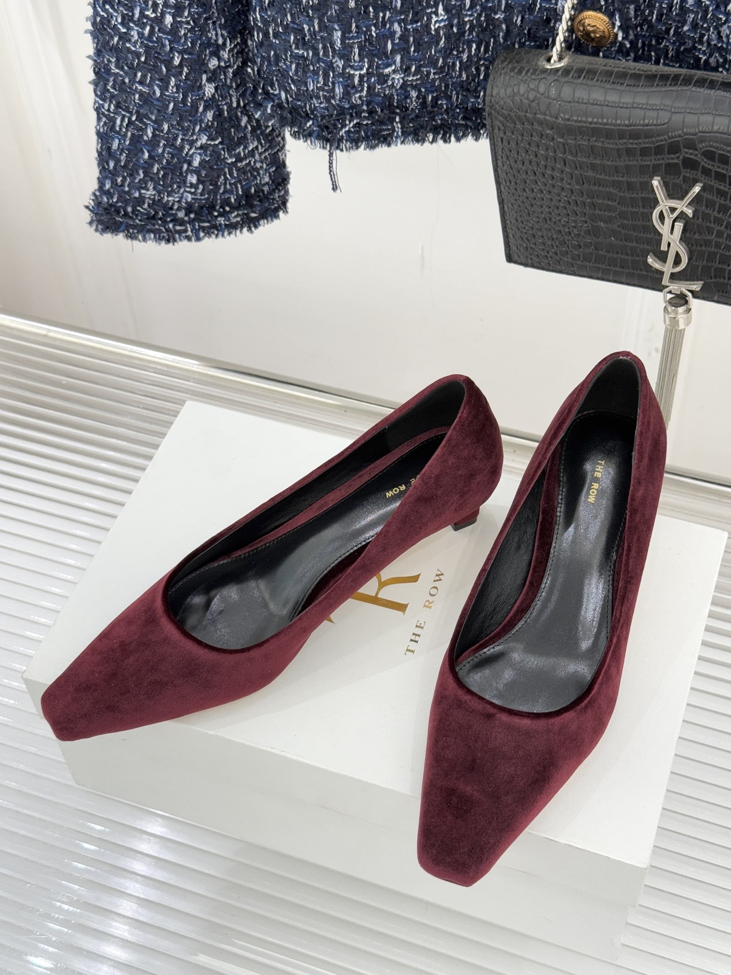 더로우 25WF 신상 빈티지 스퀘어힐