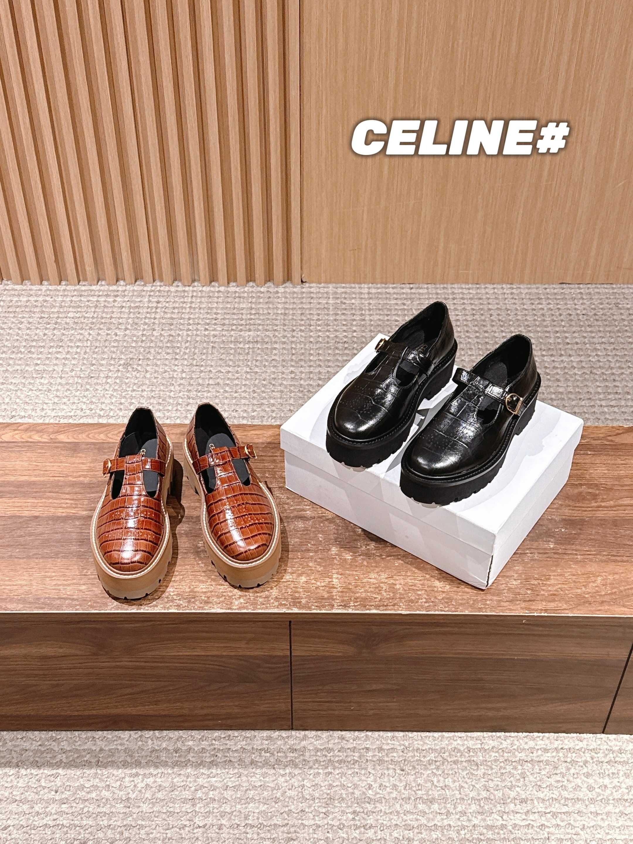 셀린느 클래식 뮬러 메리제인 로퍼