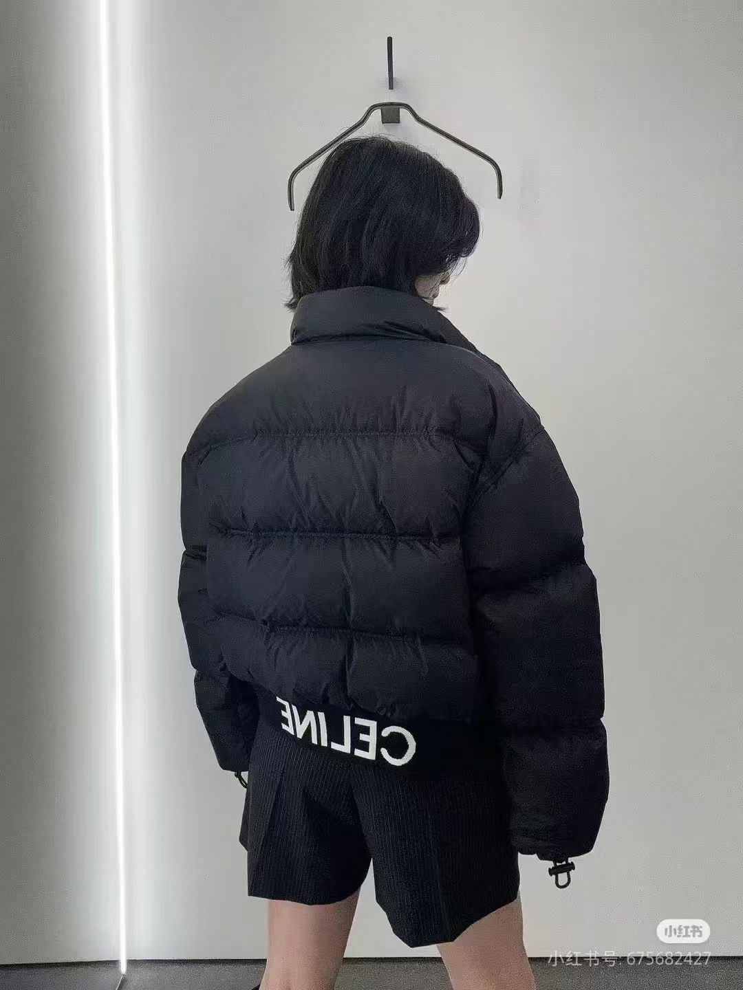 셀린느 신상 블랙 패딩 점퍼