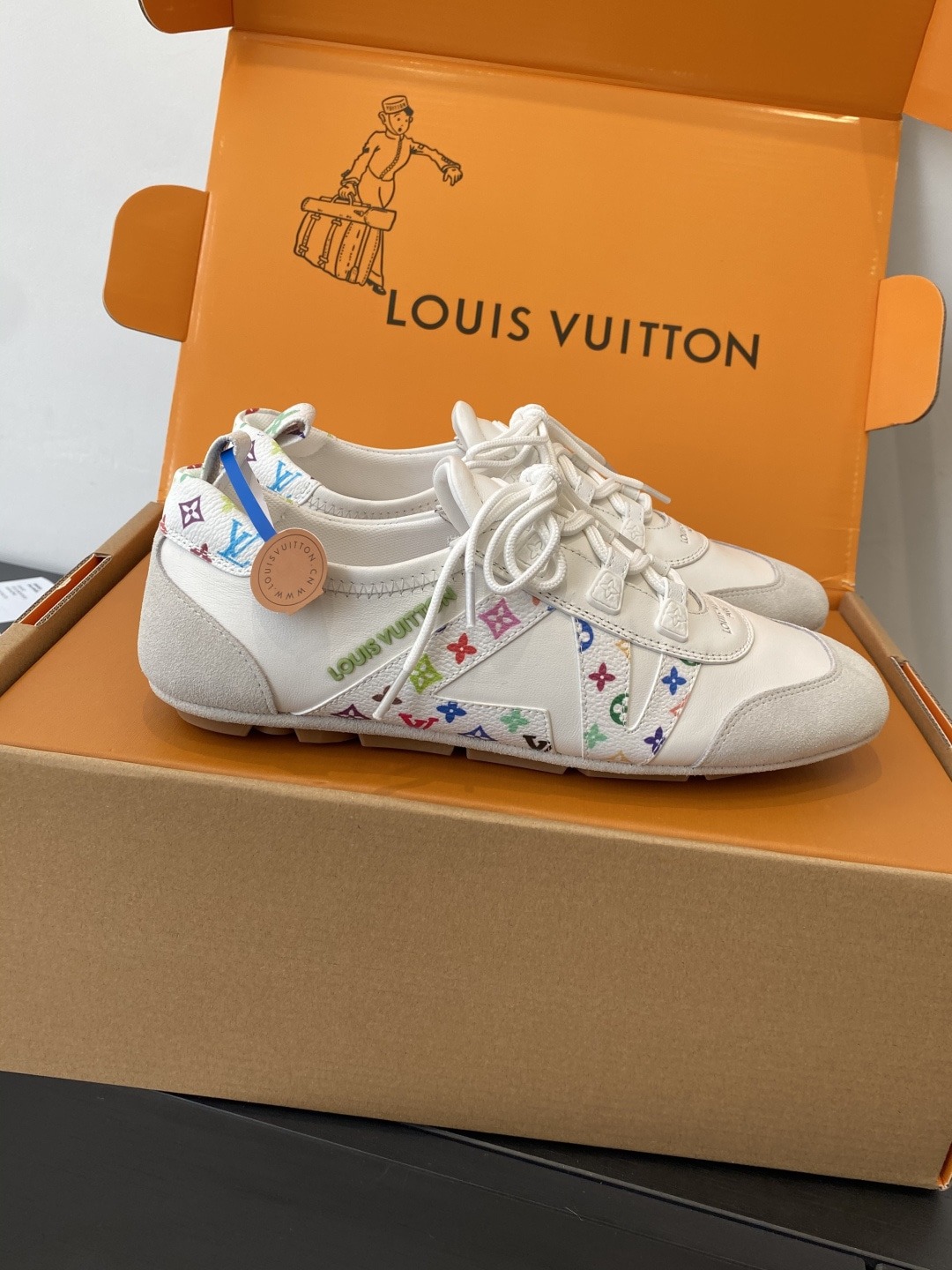 루이비통 커플 스니커즈