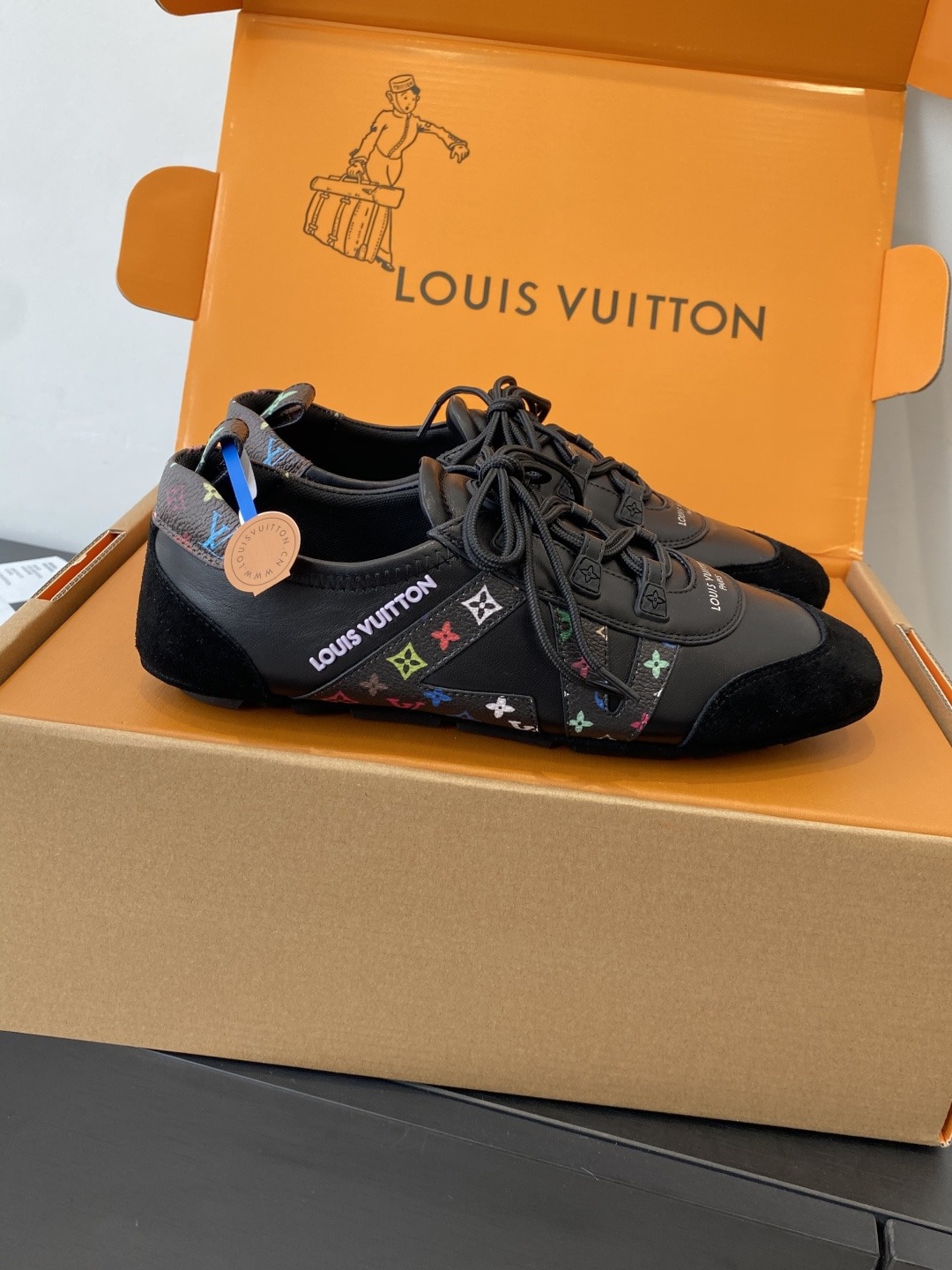 루이비통 커플 스니커즈