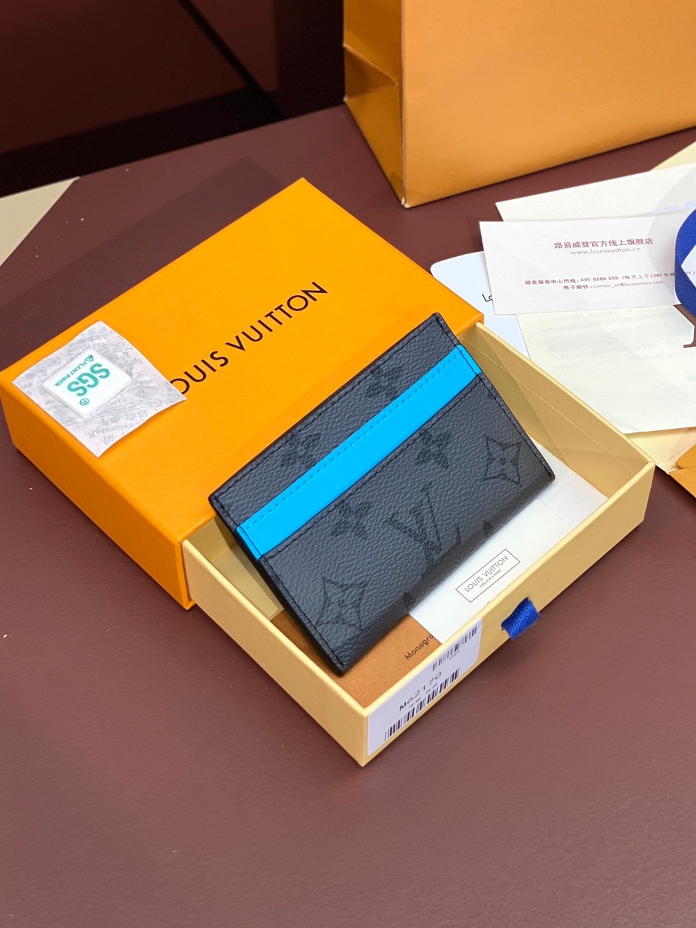루이비통 남성지갑 더블 카드 홀더 M62170