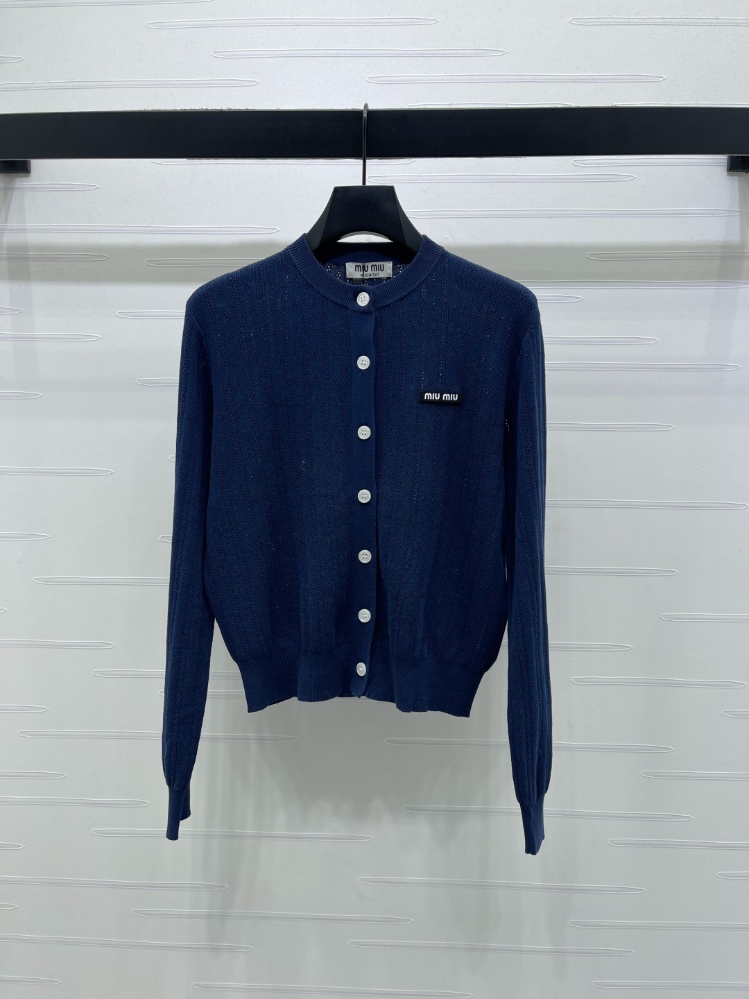 미우미우 26 라운드 니트 카디건