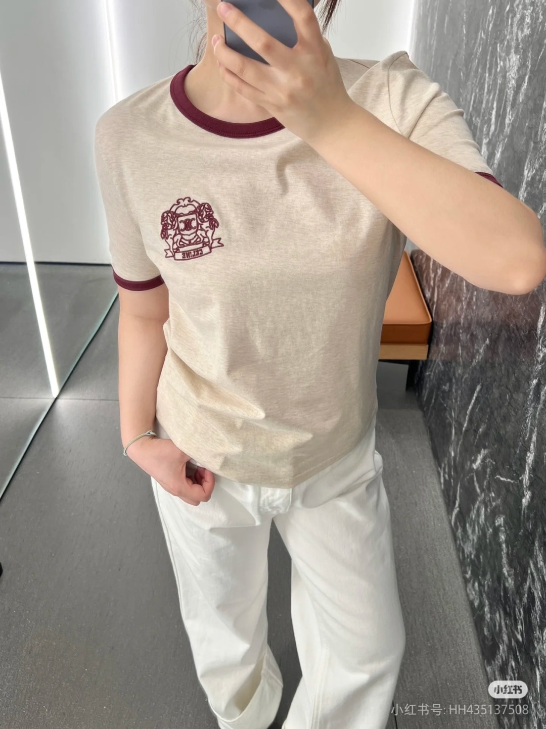 셀린느 봄여름 신상 반팔티셔츠