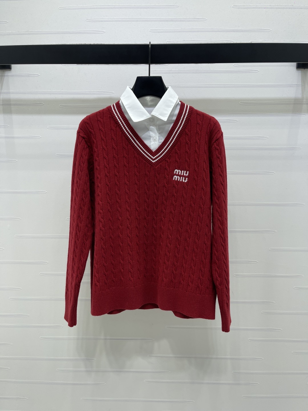 미우미우 26 봄 신상 니트 긴팔