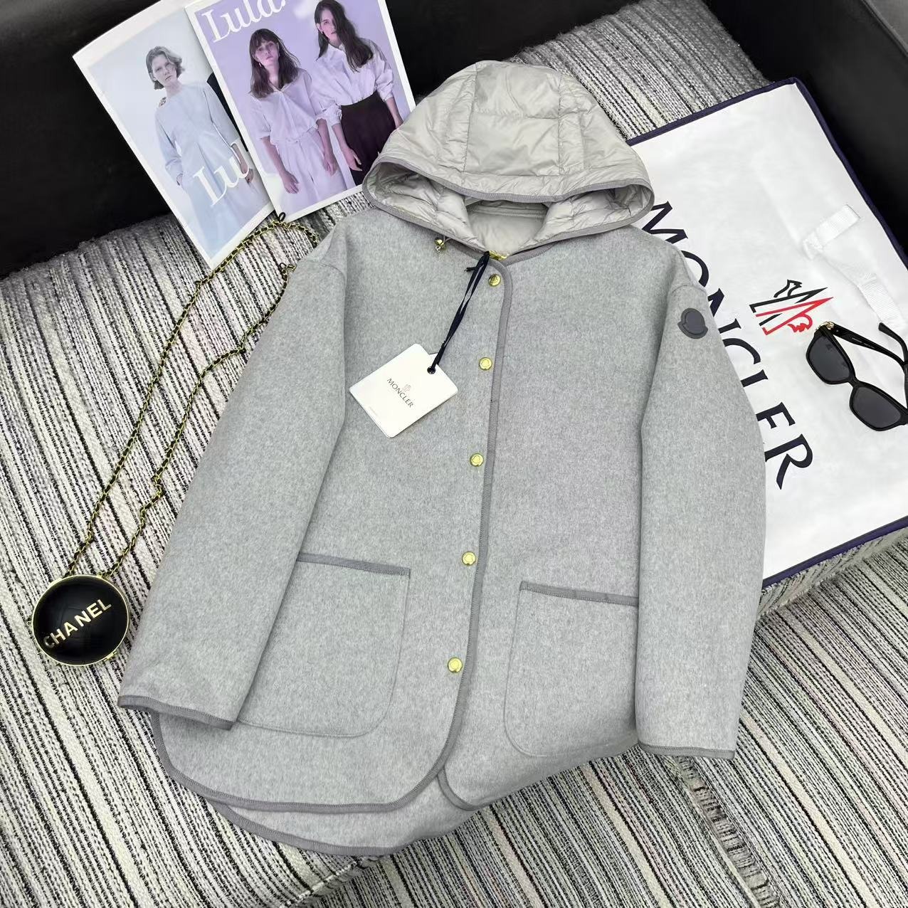 몽클레어 신상 리버시블 모직코트+후드다운 베스트