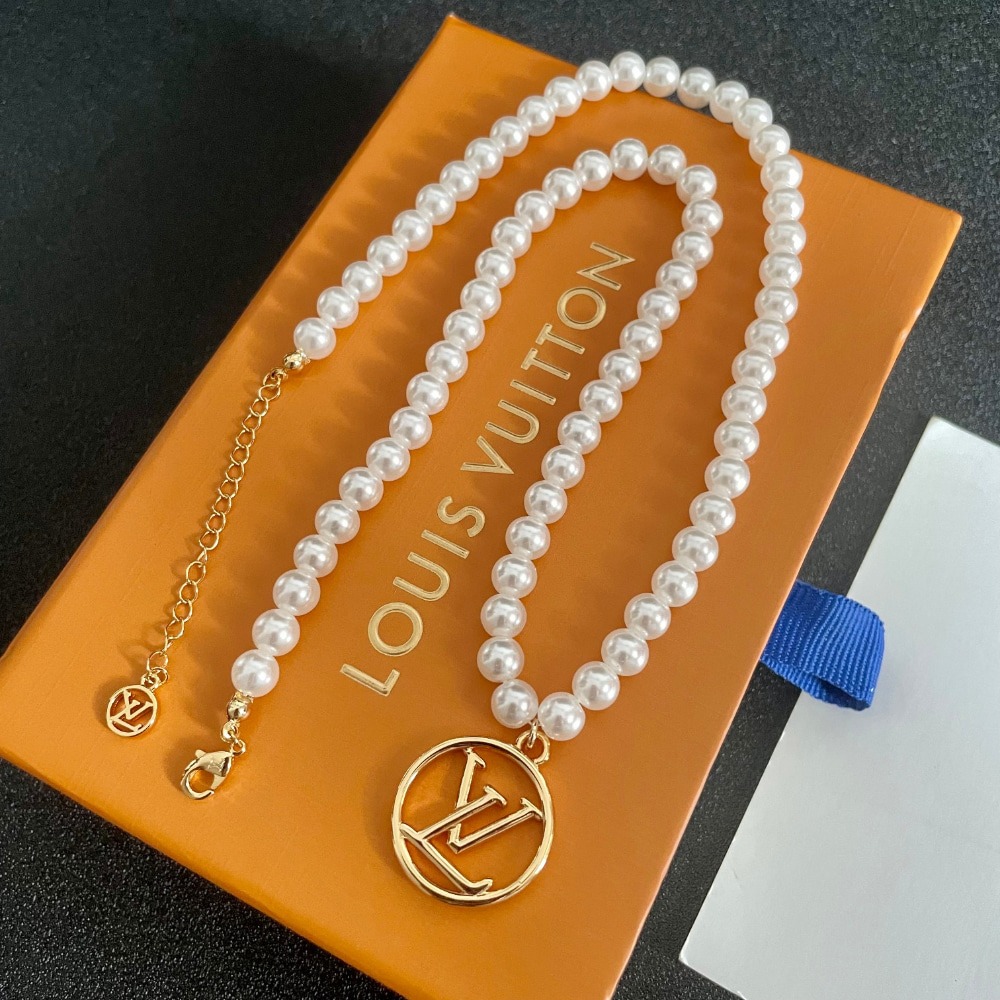 루이비통 LV 진주 목걸이 네크리스 