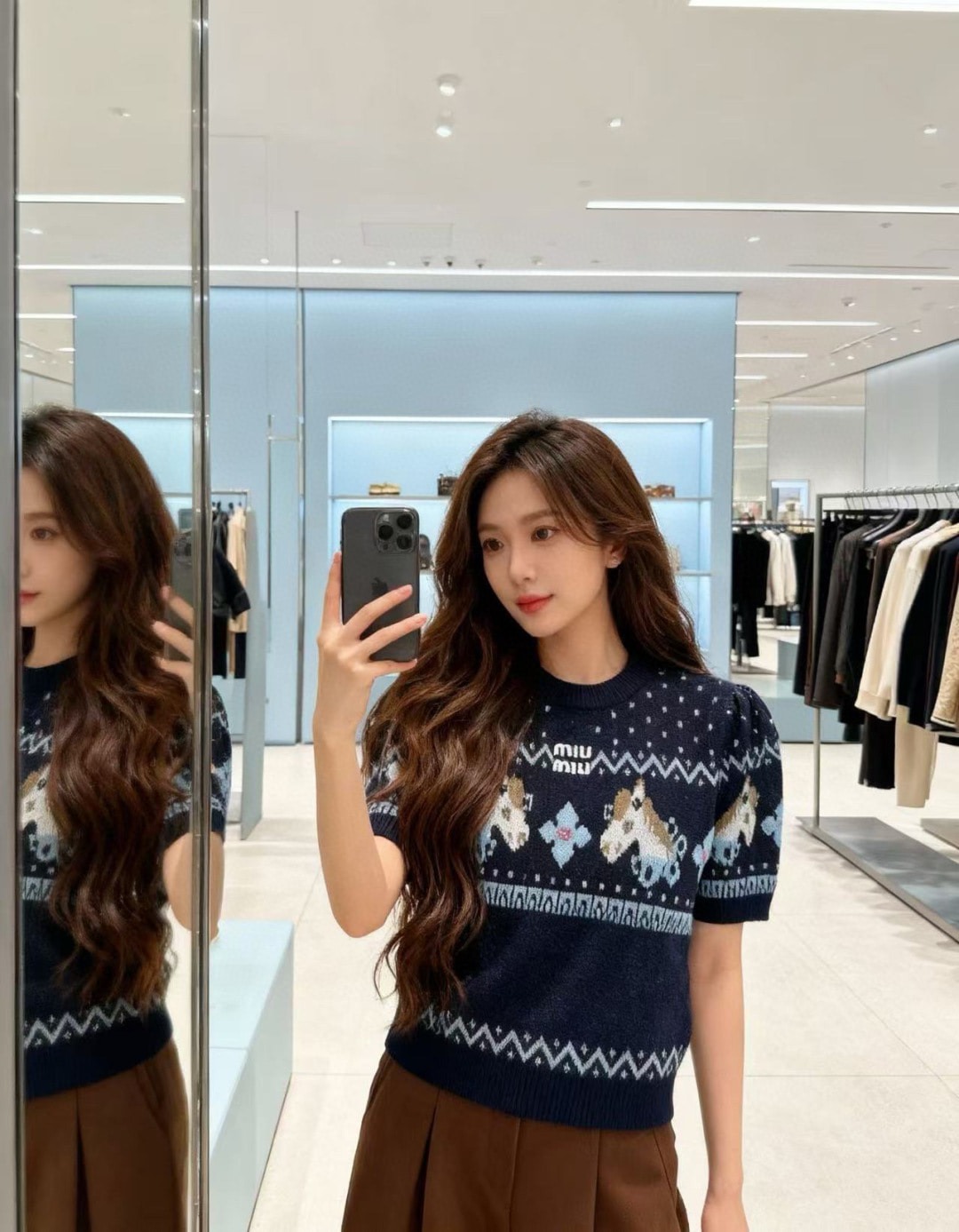 미우미우 26 신상 라운드 반팔 니트