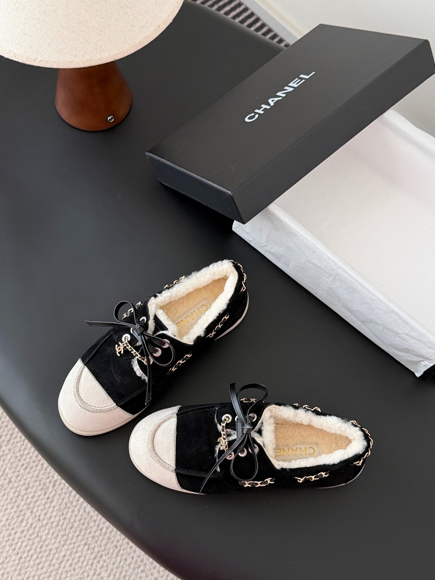 샤넬 26C 신상 스니커즈