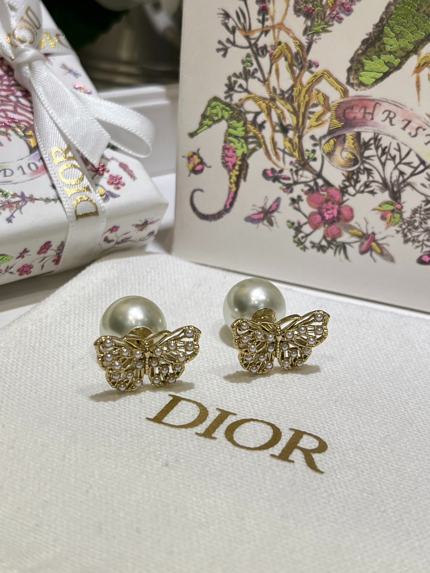 디올 나비 진주 이어링