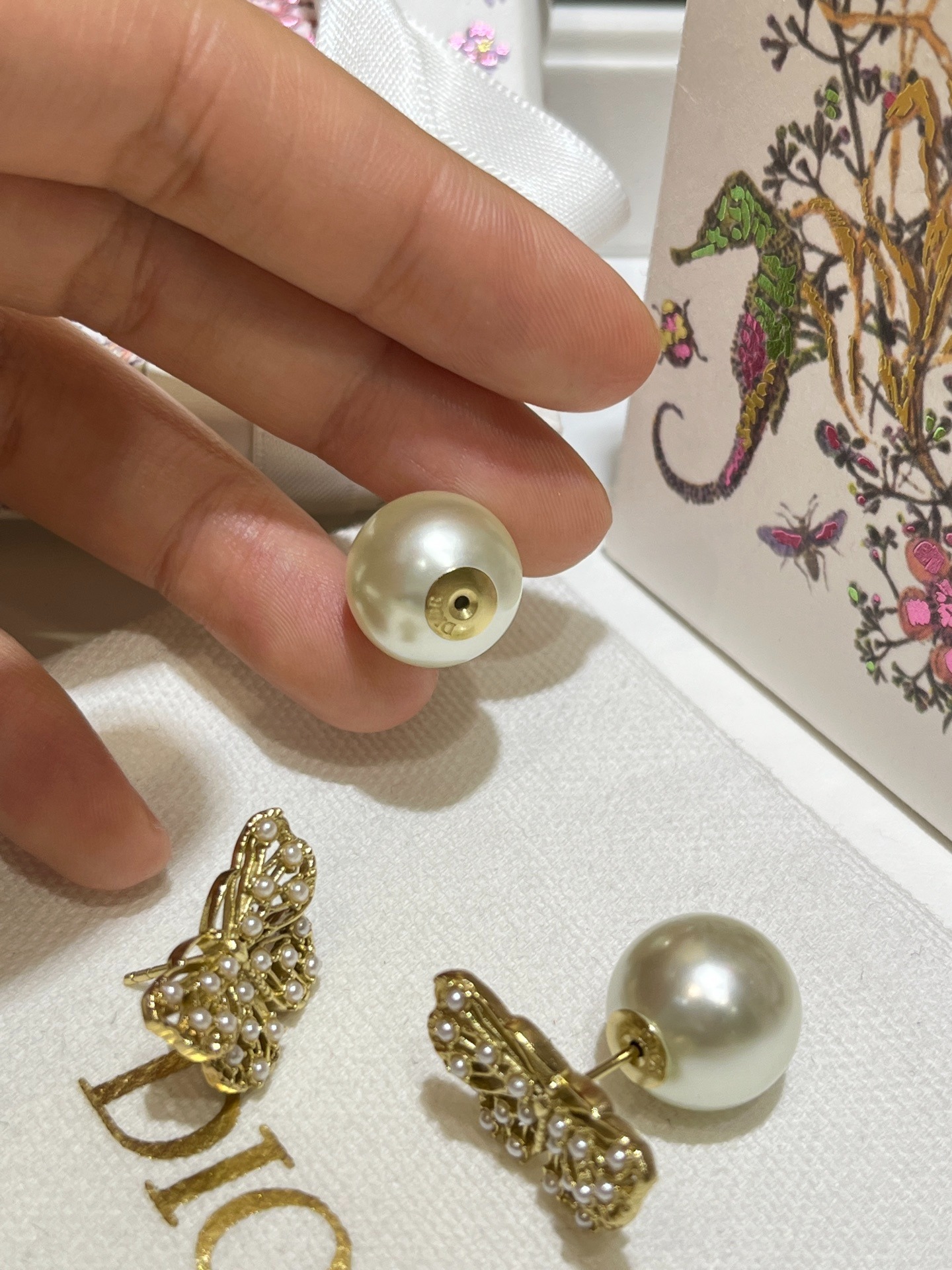 디올 나비 진주 이어링