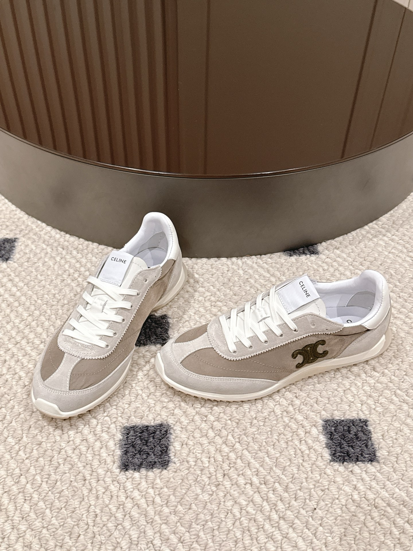 셀린느 로우탑 운동화
