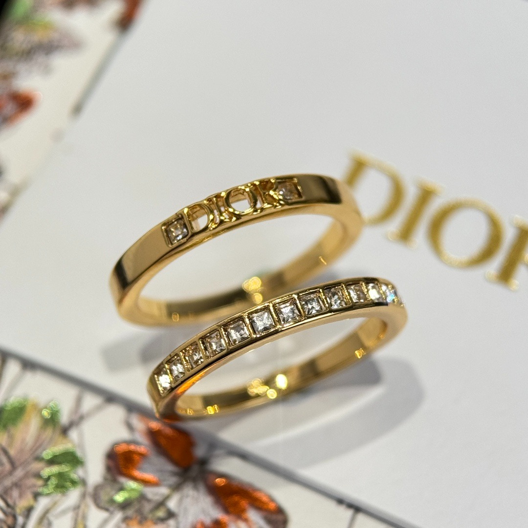 디올 신상 투피스 링