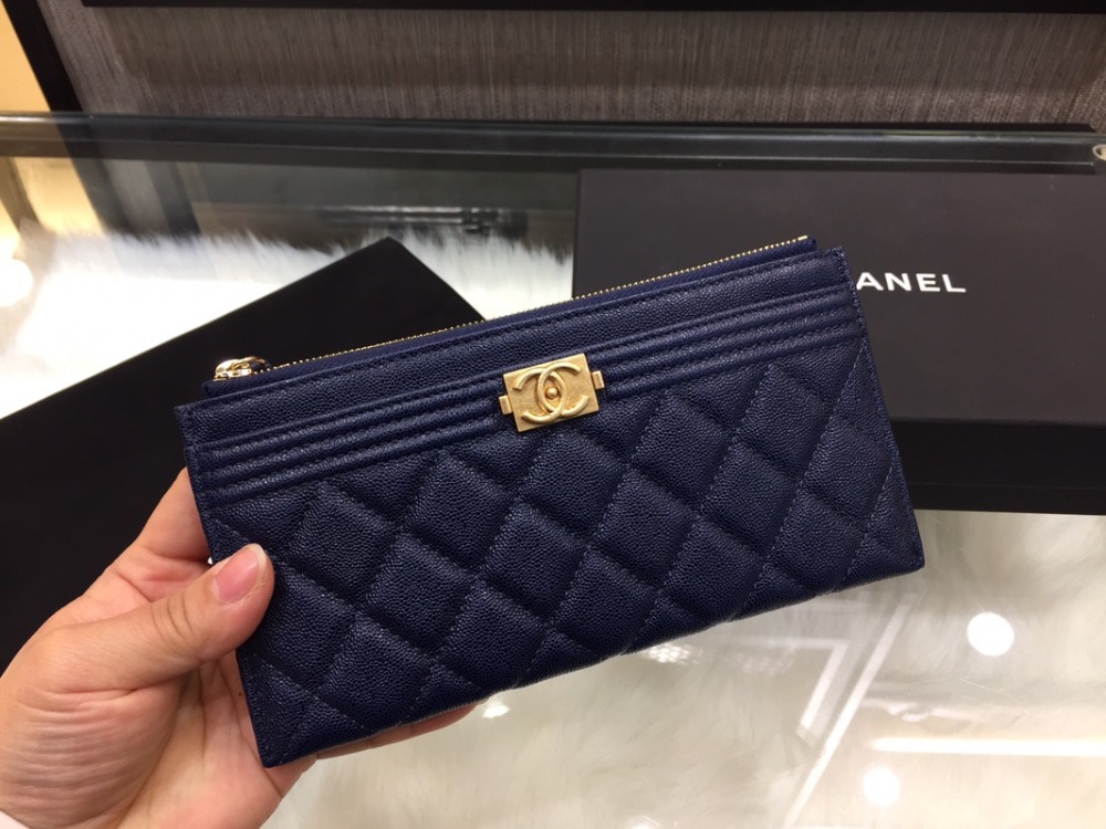 샤넬 보이샤넬 지퍼 장지갑 