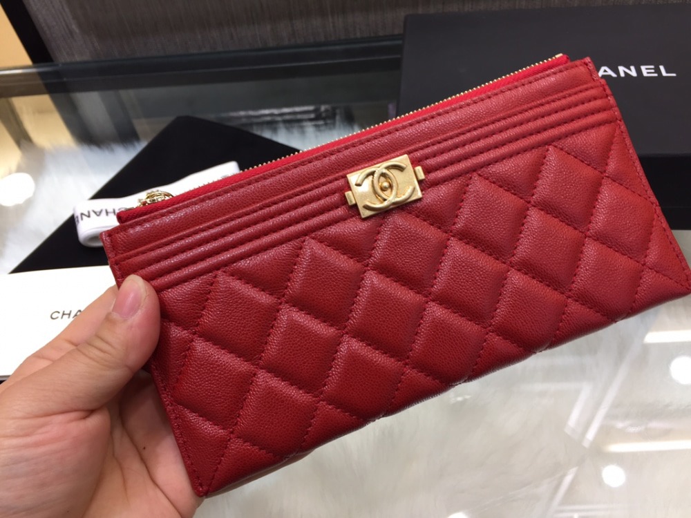 샤넬 보이샤넬 지퍼 장지갑 