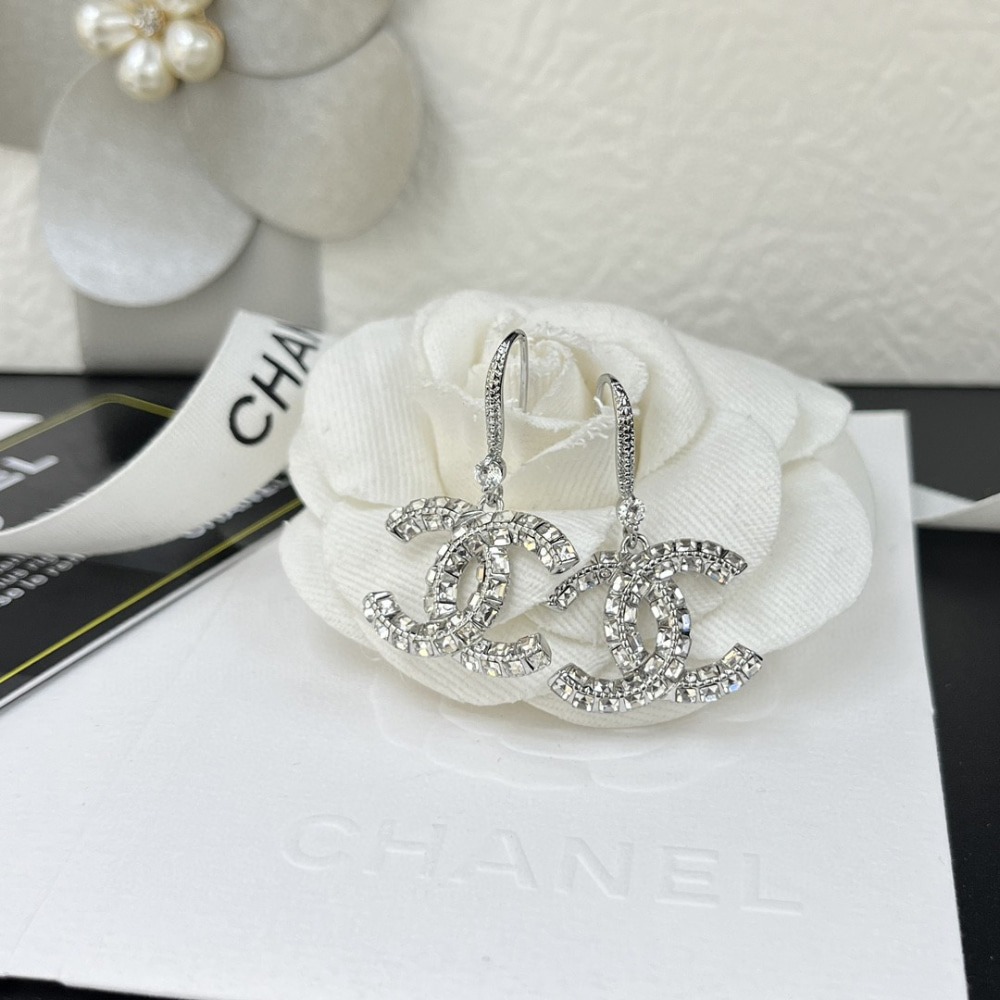 샤넬 CC 로고 크리스탈 귀걸이 이어링 