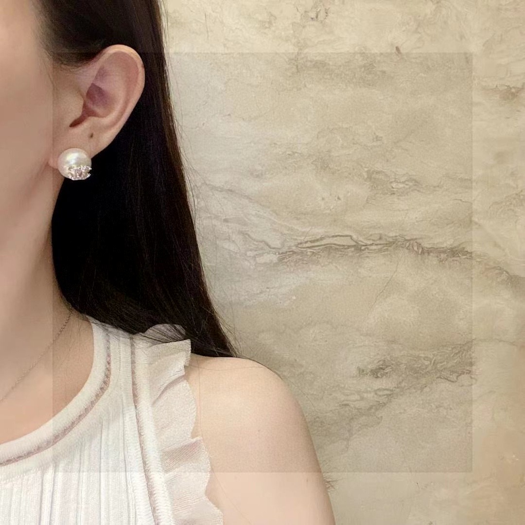 샤넬 큐빅 진주 귀걸이