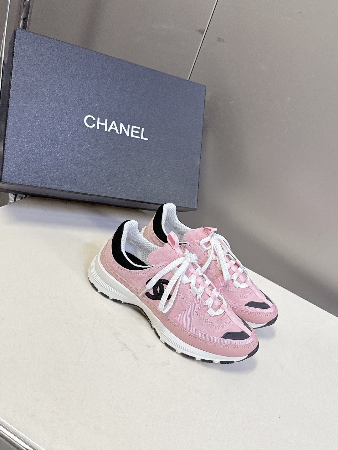 샤넬 신상 더블C 스니커즈 운동화