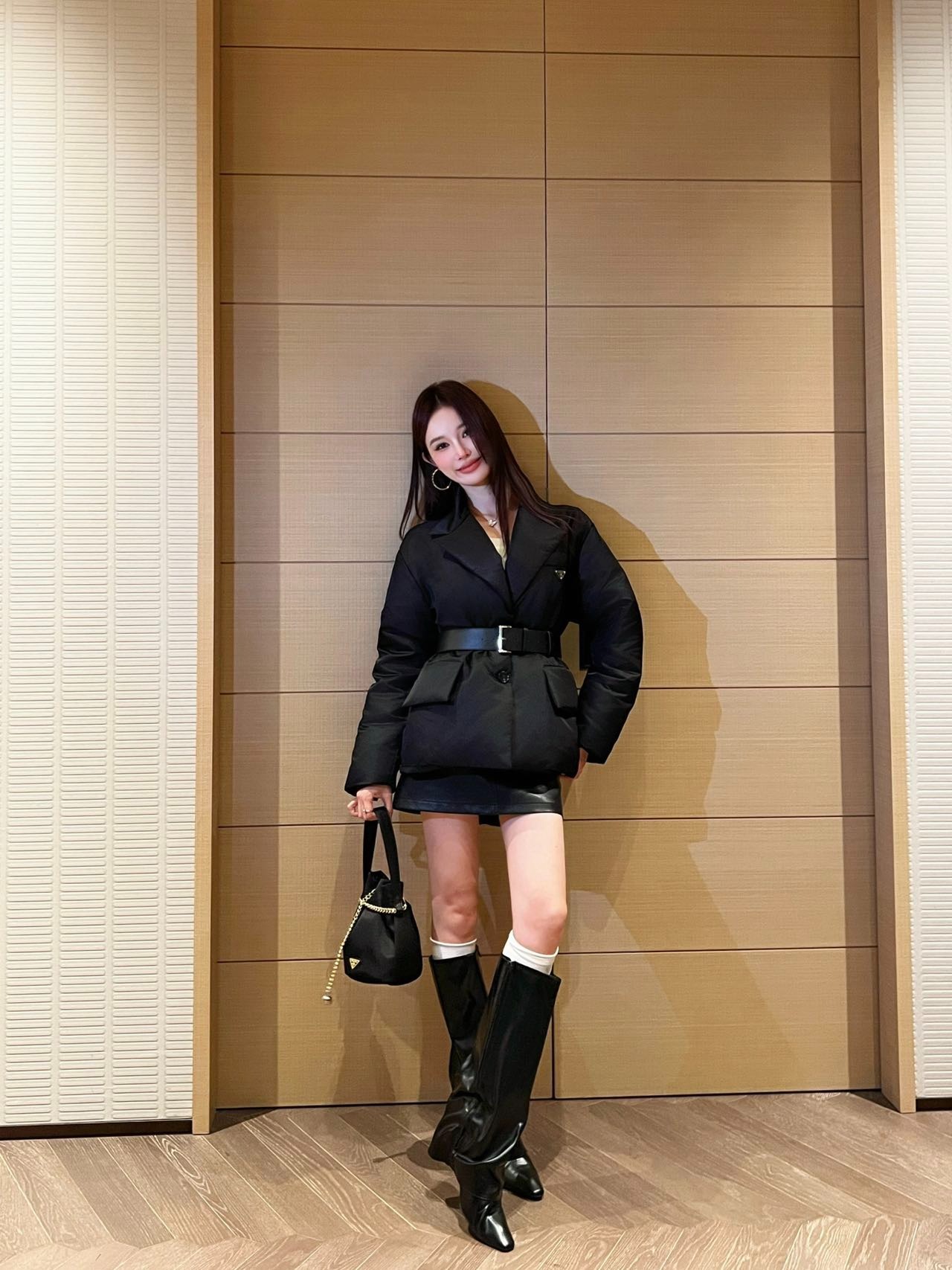 프라다 블랙 리나일론 벨티드 다운 재킷