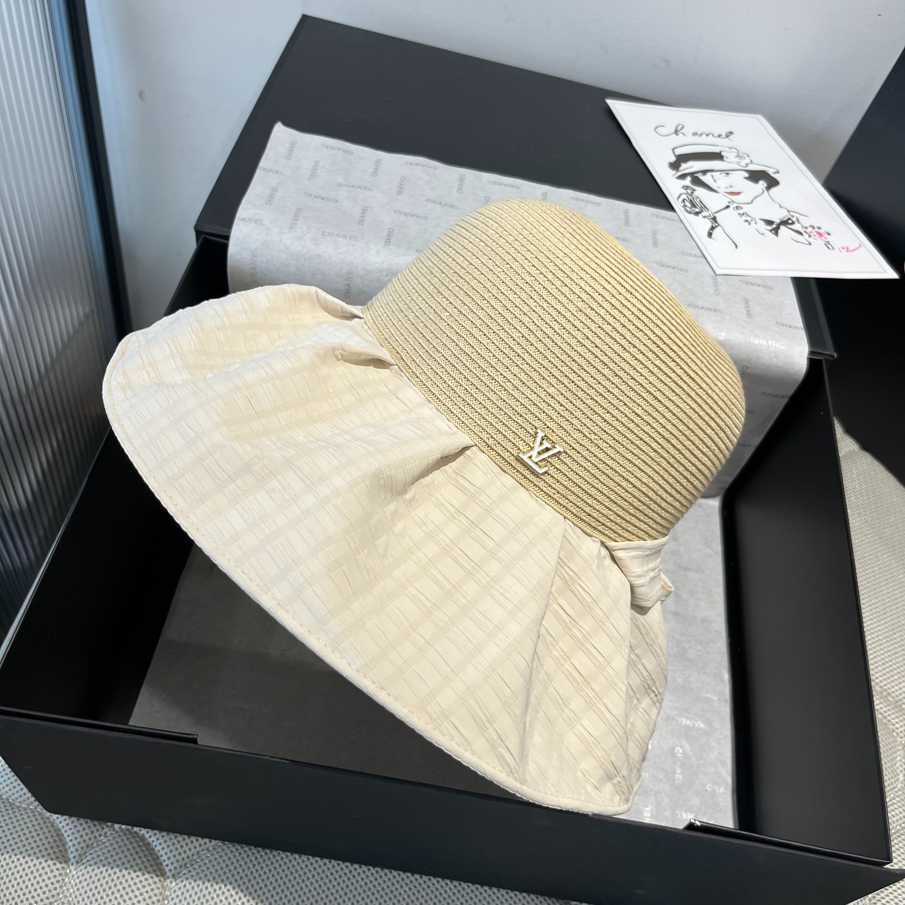 루이비통 신상 밀짚 모자