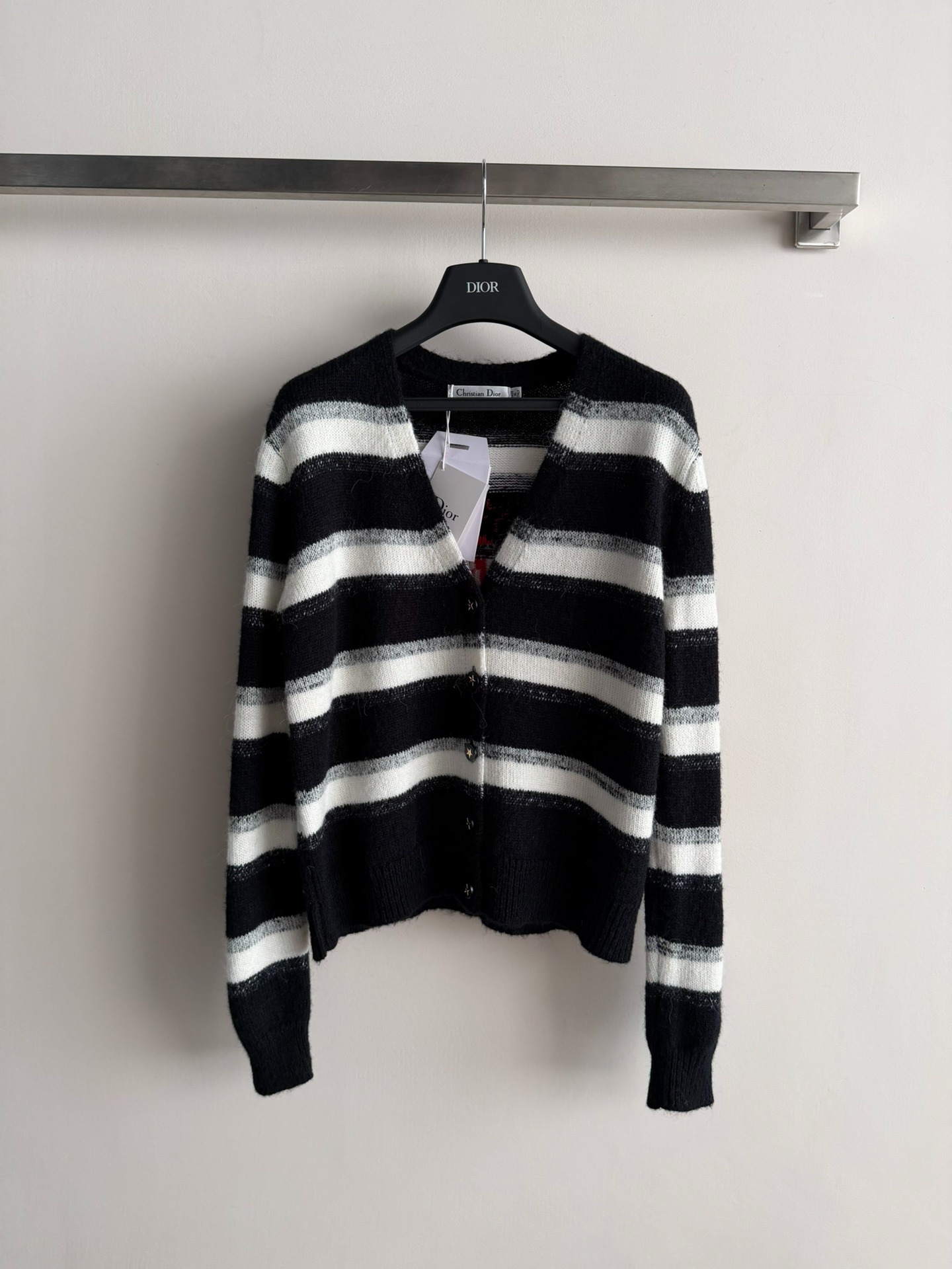 디올 26SS 신상 클래식 울 카디건