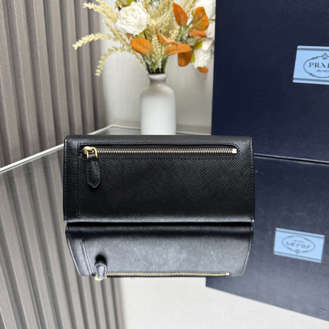 프라다 사피아노 메탈 로고 장지갑 1MH13