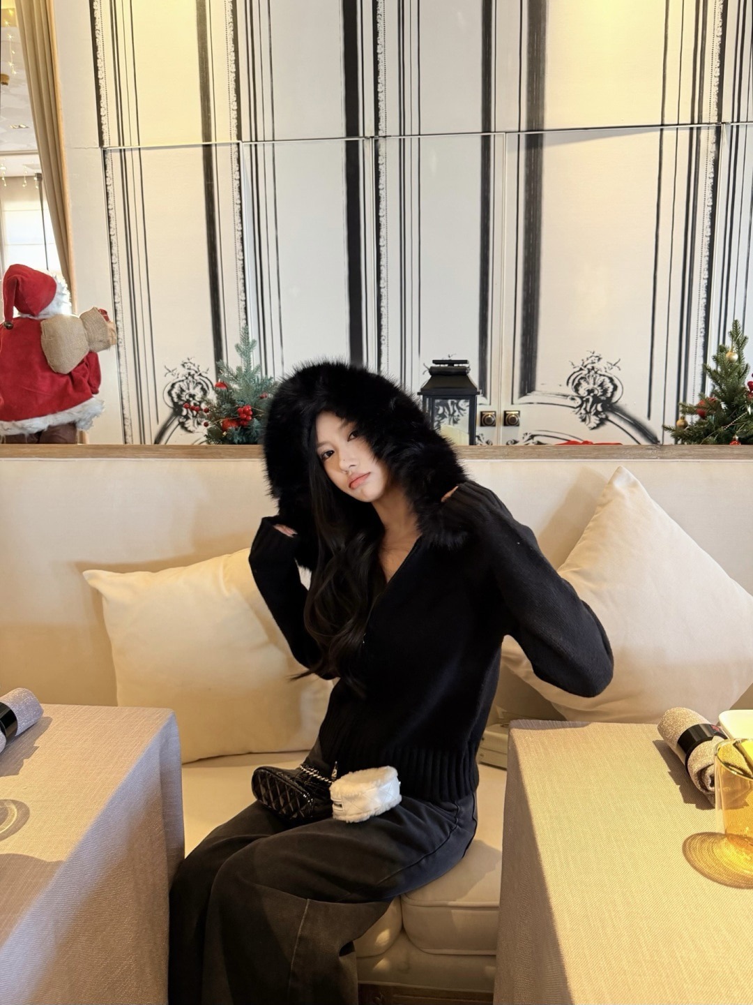 몽클레어 신상 퍼 탈부착 니트 후드 점퍼