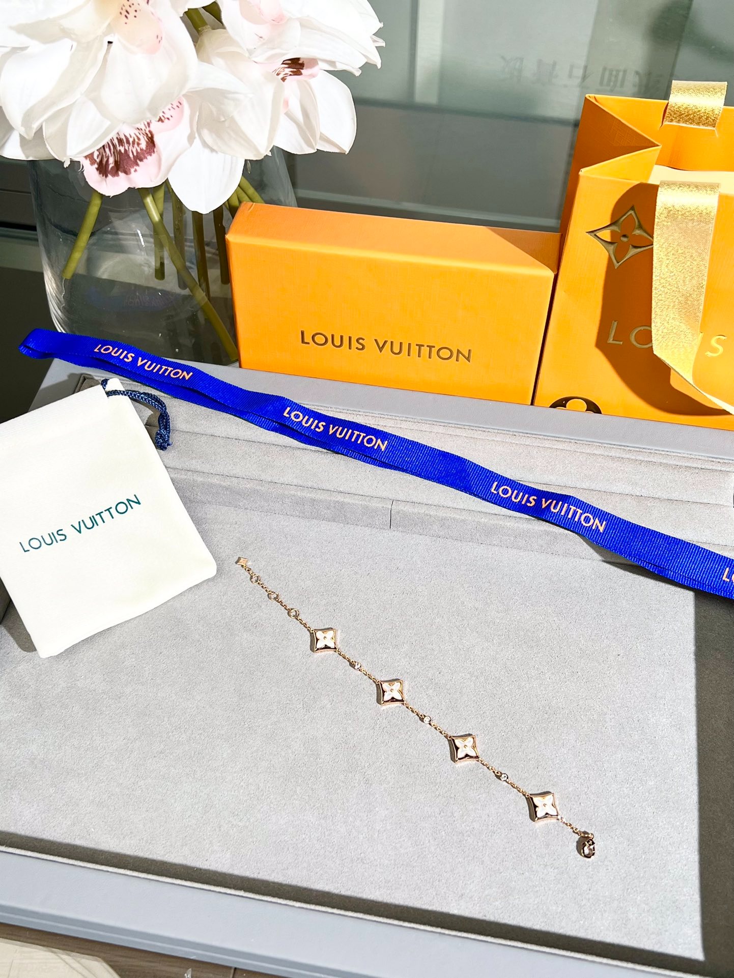 루이비통 블로썸 브레이슬릿